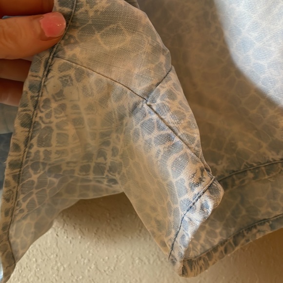 Bella Dahl Tencel Animal Print Shorts - Picture 4 of 6